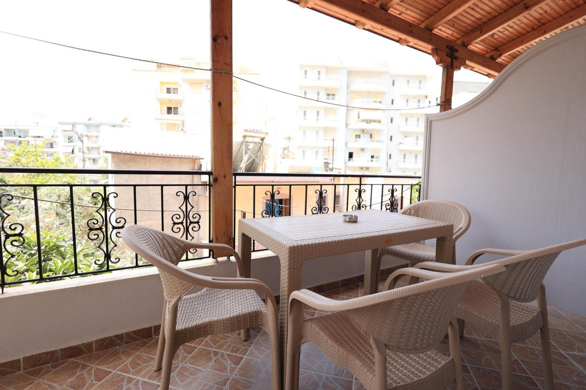 Kejsi Apartaments ساراندا المظهر الخارجي الصورة