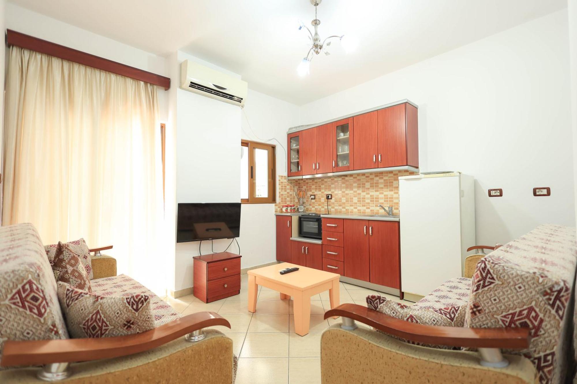 Kejsi Apartaments ساراندا المظهر الخارجي الصورة